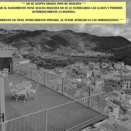 Domus Lapidis - El Taller Bogarra Eksteriør billede